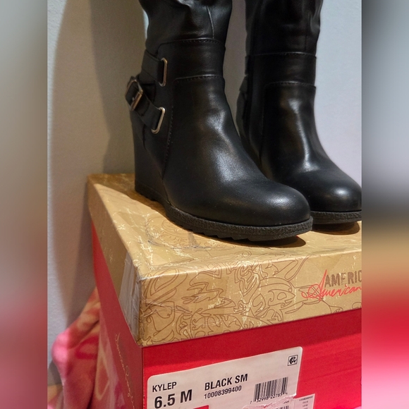 American Rag Women's Kyle Black Round Toe Wedge Boot, Size 6.5M - Picture 3 of 10